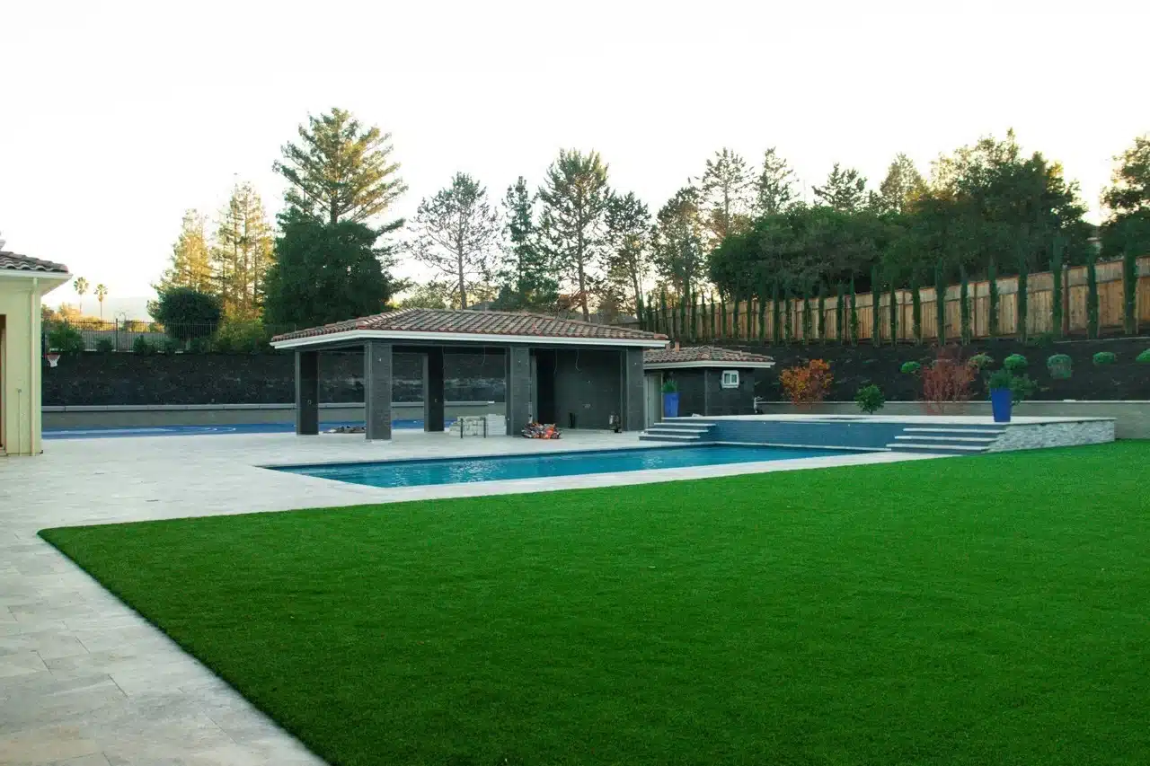 Landscape Largepool construction